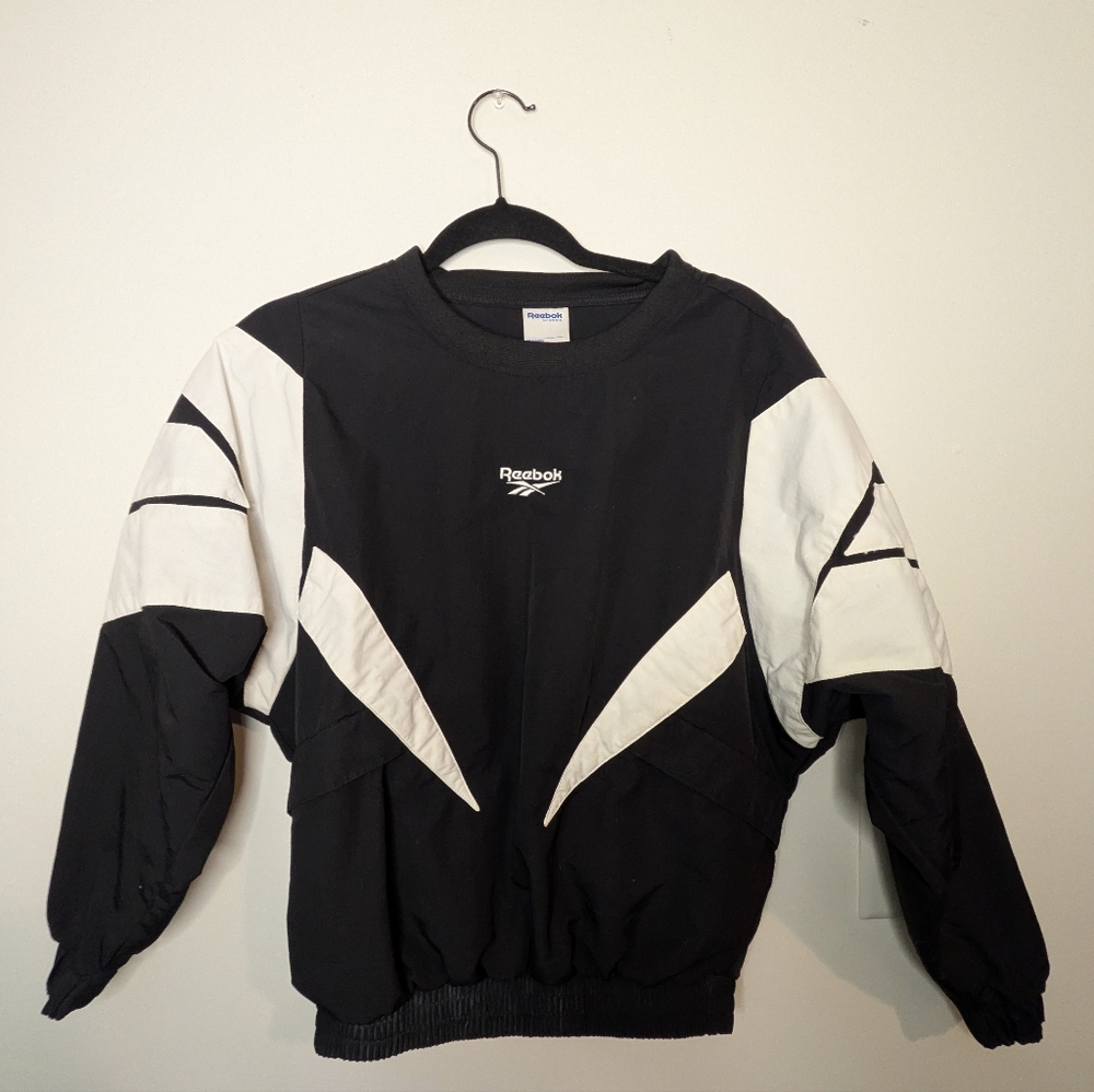 Reebok Classic Vtg  Black Sweatshirt